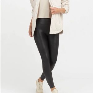 Spanx Faux Leather Leggings - Size XL